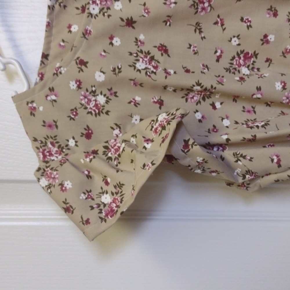 HOME-MADE Blouse With Ruffle Sleeves - Picture 3 of 5